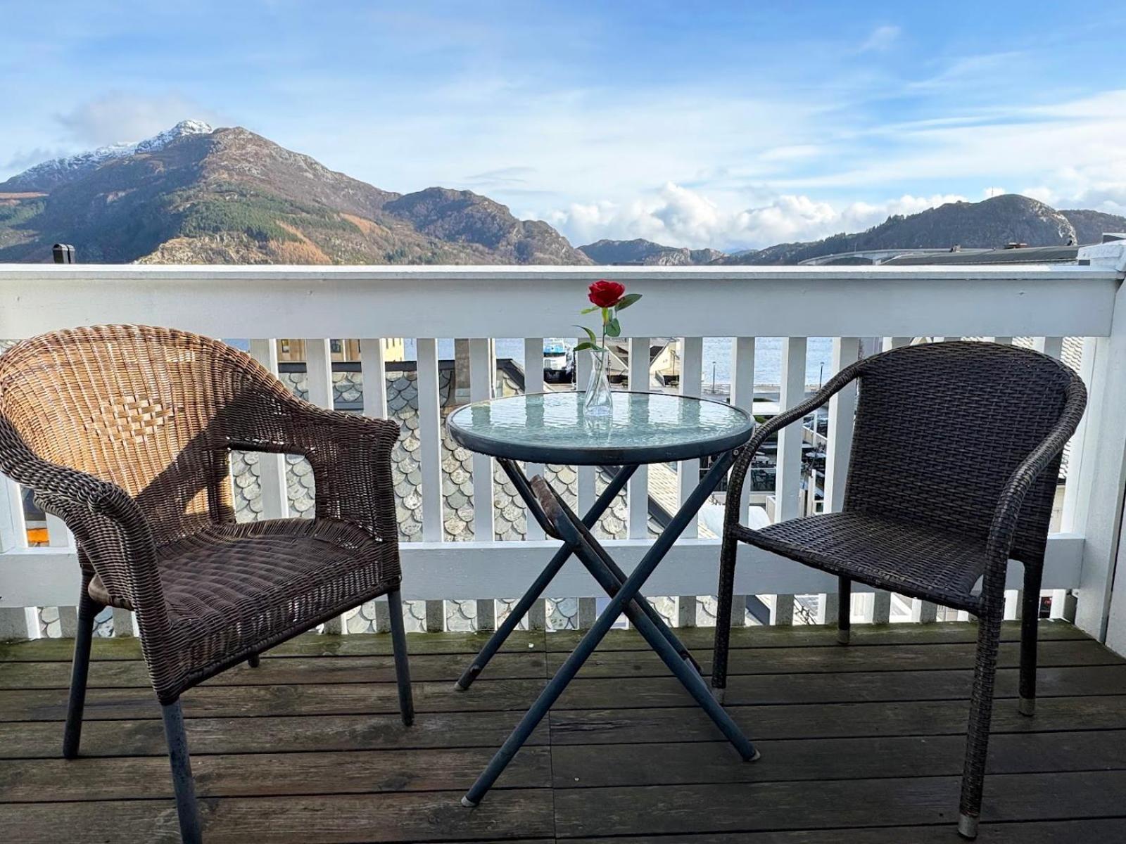 Jibben Hotell Maloy Exterior foto
